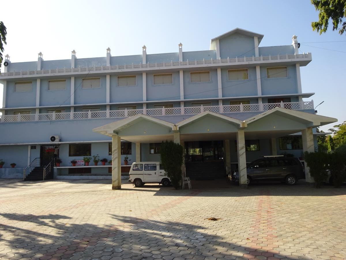Hotel Utsav Nāthdwāra 外观 照片