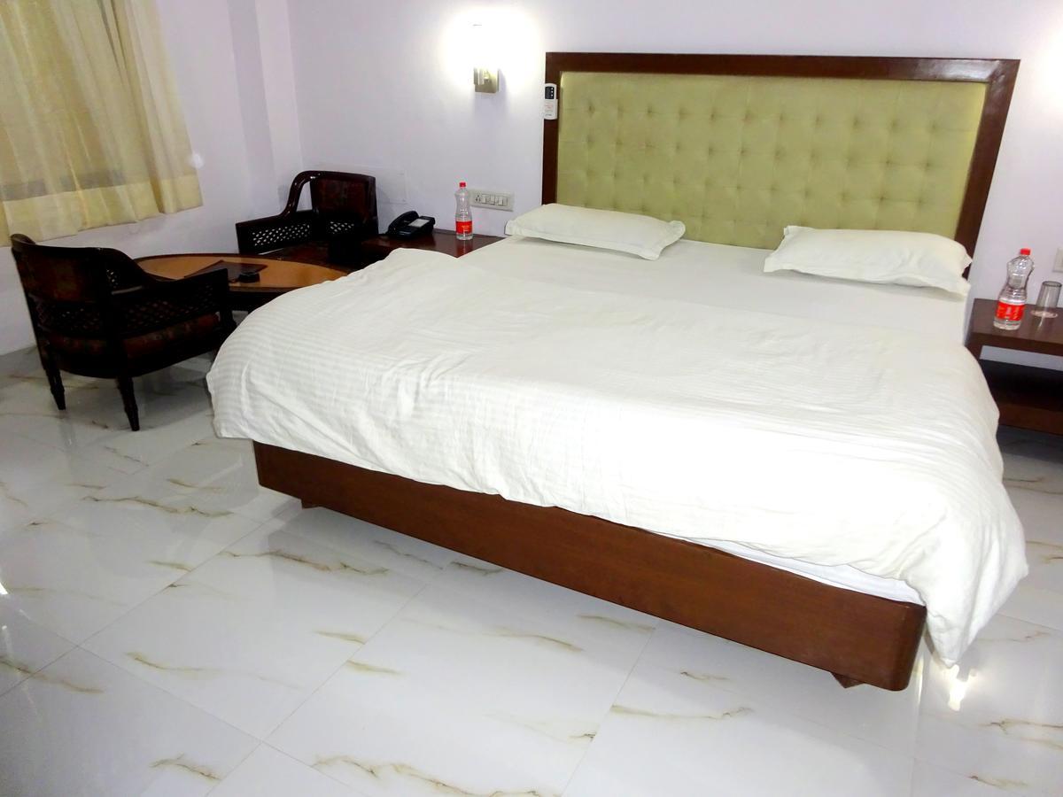 Hotel Utsav Nāthdwāra 外观 照片