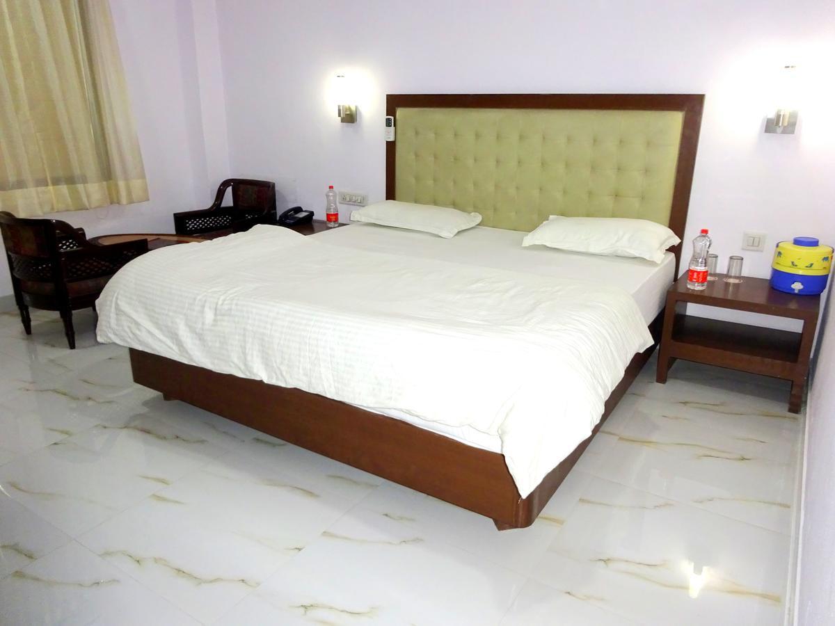 Hotel Utsav Nāthdwāra 外观 照片