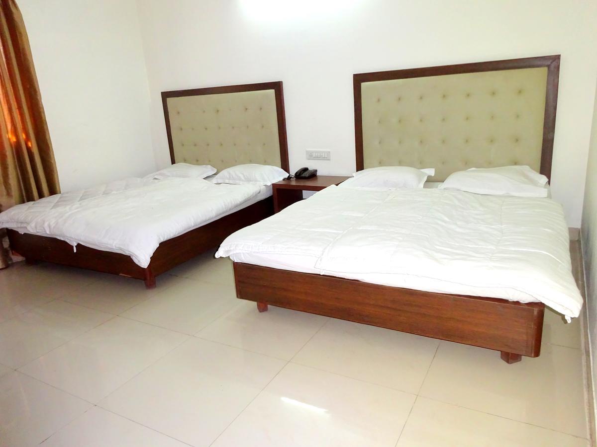 Hotel Utsav Nāthdwāra 外观 照片