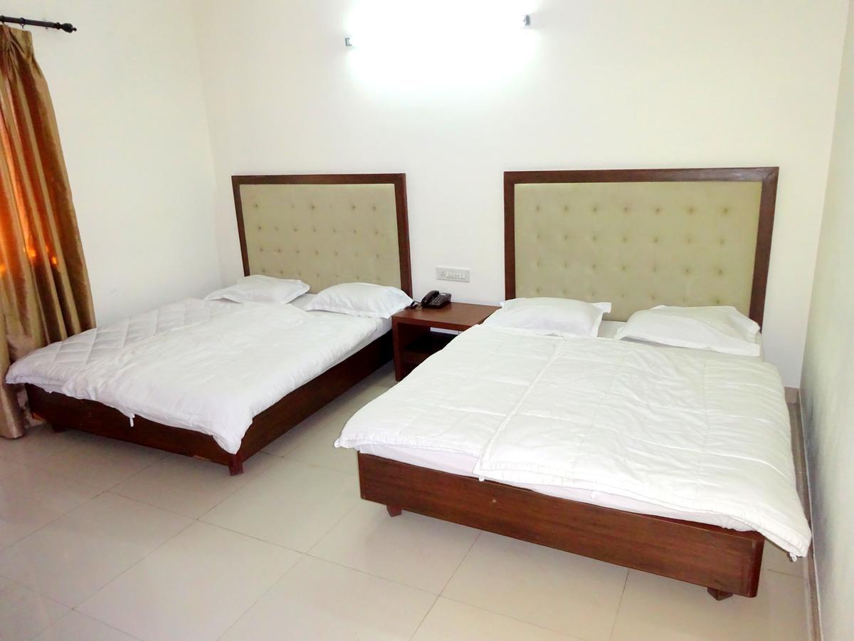 Hotel Utsav Nāthdwāra 外观 照片