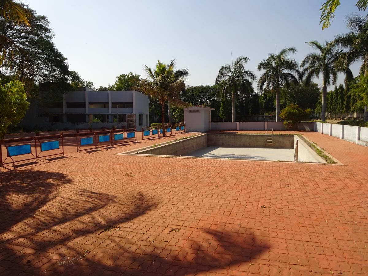 Hotel Utsav Nāthdwāra 外观 照片